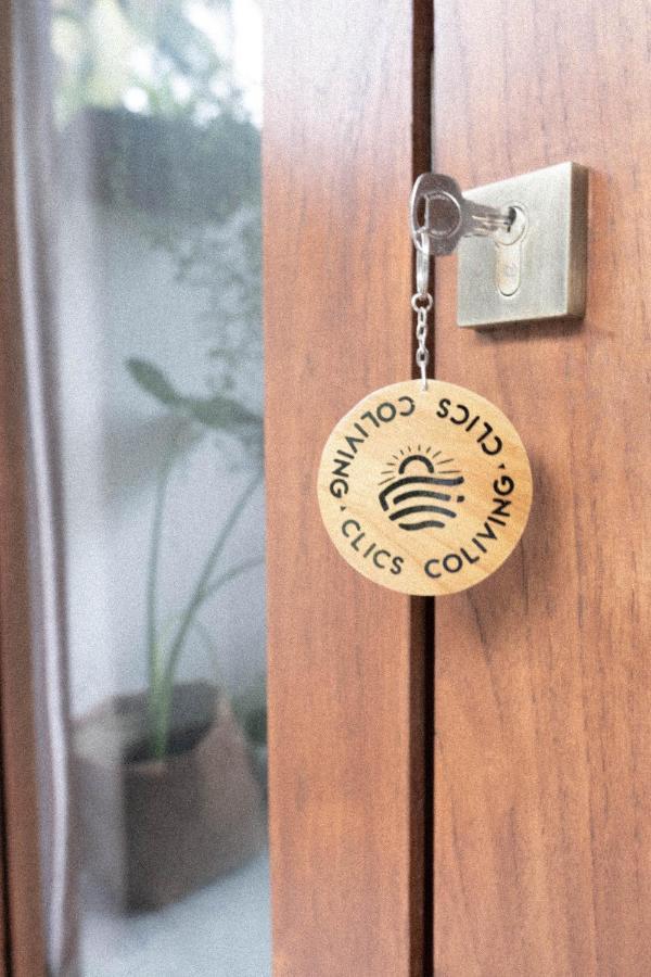 Clics Coliving & Coworking Hotel Dikwella Exterior foto
